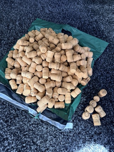 260 natural champagne - champagne, corks
