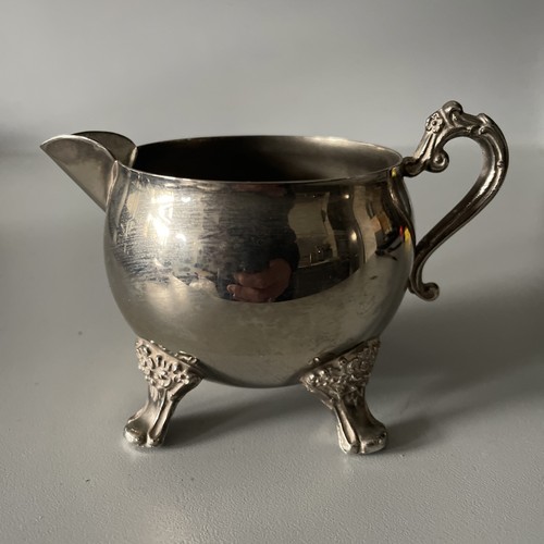 Small vintage silver plated - small,