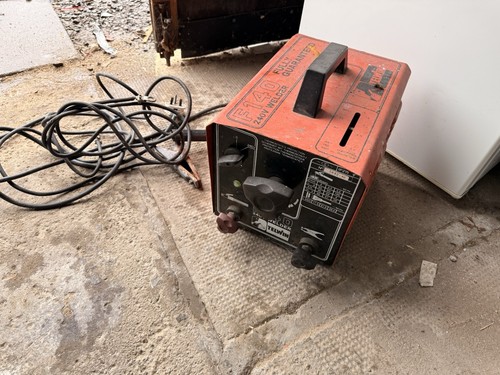 F140 240v welder - f140,