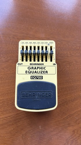 Behringer eq700 band graphic - 7-band,
