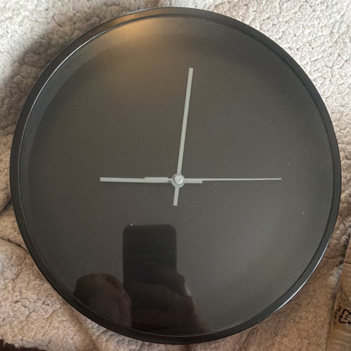 Auriol black round analogue - auriol,
