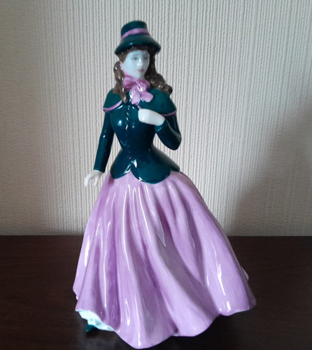 Royal doulton hn4625 sweet - royal,