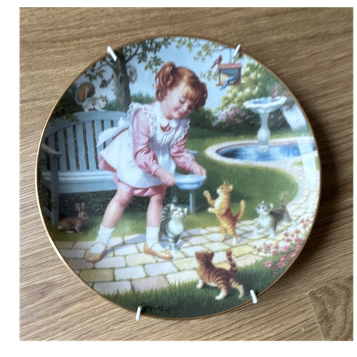 Porcelain round collector - porcelain,