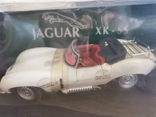 Autoart Classics Division 1:18