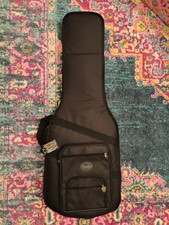 Fender Deluxe Padded Gig Bag