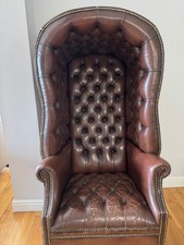 STUNNING VINTAGE  BROWN LEATHER CHESTERFIELD TUFTED PORTERS ARMCHAIR. STUNNING!!