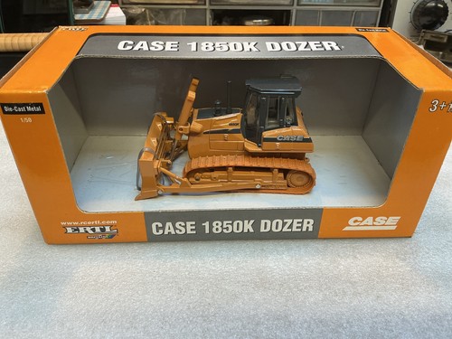 Ertl britains rc2 case - britains,,