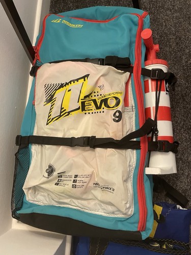 North evo 2011 - 9m, brand