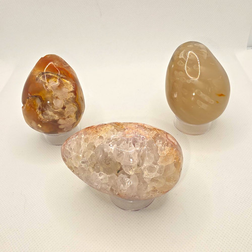 Polished agate minerals - polished,