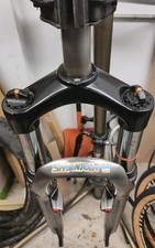 SR Suntour XCM30. QR, 26"