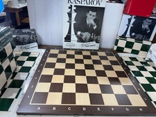 EXQUISITE EBONY CHESS BOARD