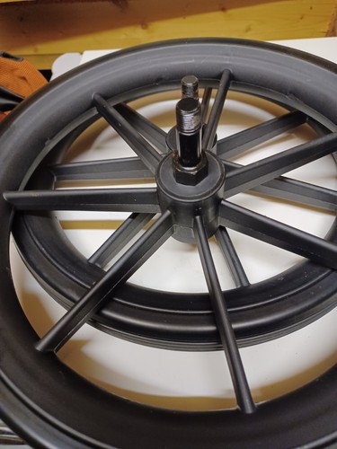 Wheelchair rear wheels spindle - wheels,