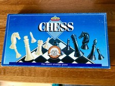 Vintage Spears Games Chess Set