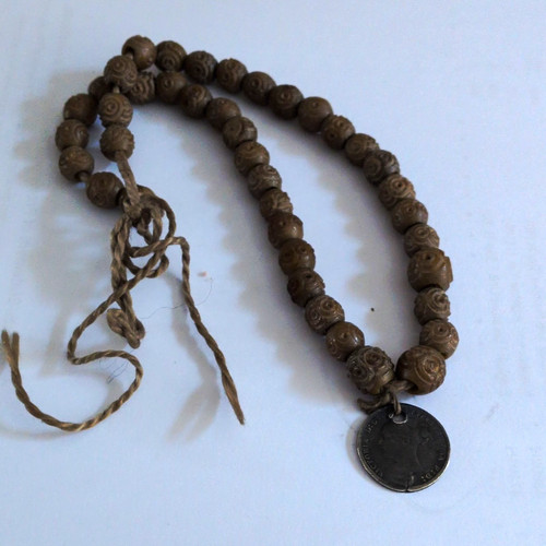 Vintage 1930s carved celluloid - carved,