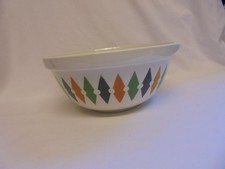 VINTAGE T G GREEN ROULETTE MIXING BOWL 60S 70S