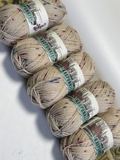 DK 5x100gms 75% Wool & 25%