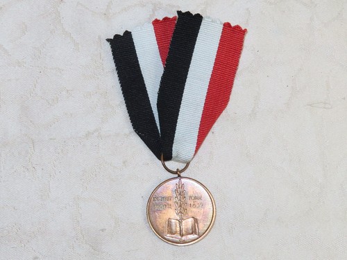 Medal the commission for - the,