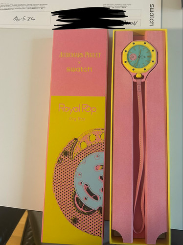 Swatch royal pop - x,