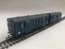 2 x Wrenn W4324 OO Gauge BR(SR) 14 Ton CCT Utility Vans S2380S Blue VG Condition