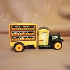 (D24) CRUET salt & pepper unusual collectable COCA COLA TRUCK / LORRY