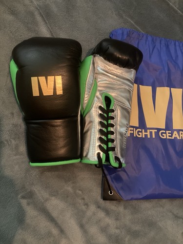 1v1 peacemaker boxing gloves - boxing,