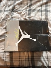 Size 9 - Jordan 4 Retro SE Mid