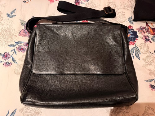 Hugo boss leather messenger - boss,