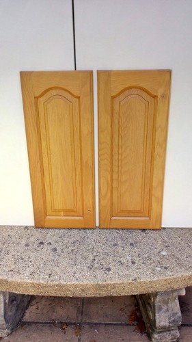 Solid light oak wood - of,