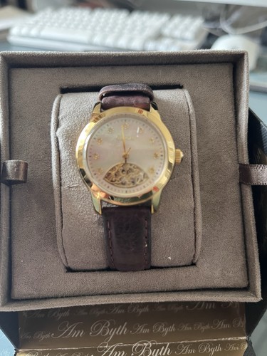 Ladies clogau watch - ⌚,