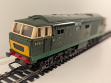 Hornby R758 Class 35