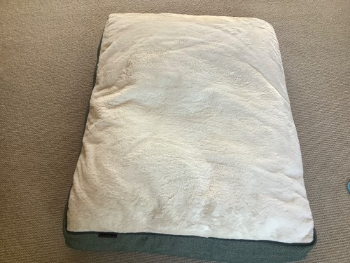 Wainwrights dog bed x76 cm - 96,