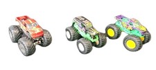  3x Monster Trucks 1:64 Hot