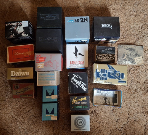 Vintage lot fishing - lot, reel