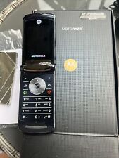 Vintage Motorola RAZR2 V8 Luxury Edition Flip Phone - Excellent Condition