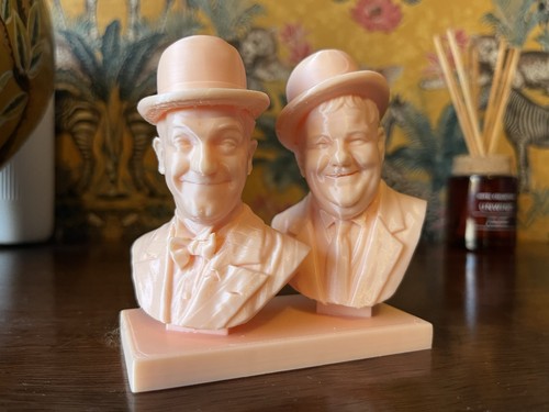 Laurel and hardy figurine bust - and,