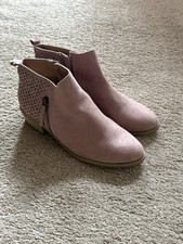 TU Women’s Ankle Boots- Worn