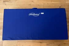 Gymnastics Foldable Mat/Crash Mat with Carry Handles in VGC. 