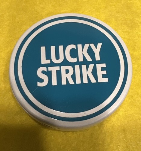 Joli briquet lucky - lucky, strike