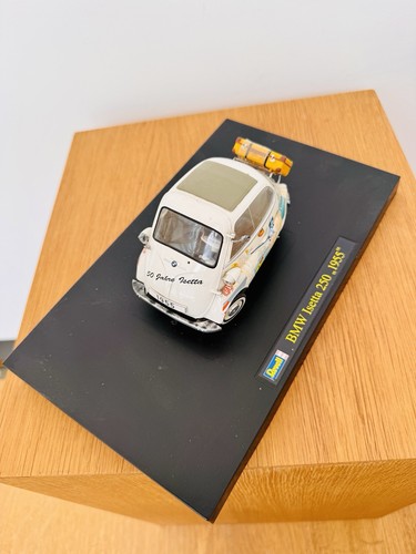Revell bmw jsetta - 1/18,