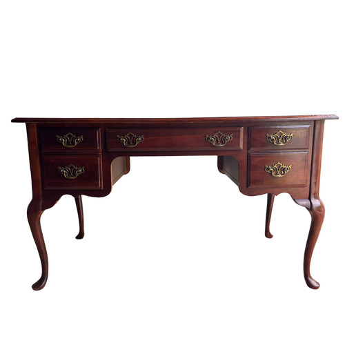 Vintage basset queen anne - vintage,