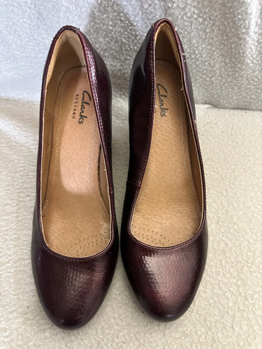 Clarks very high wedge