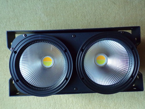 Not showtec audience - audience, blinders