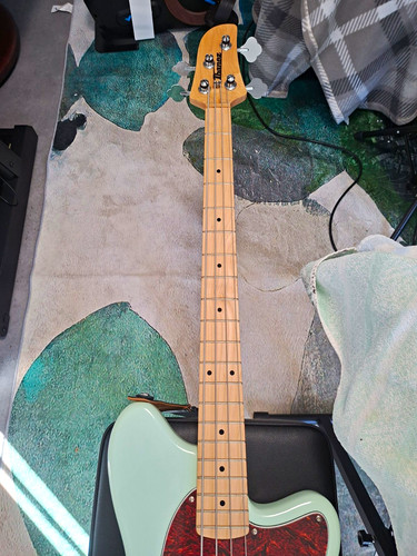 Ibanez talman bass guitar - guitar.,