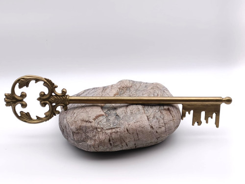 Large vintage decorative brass - vintage,