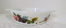 VINTAGE PRETTY JAJ Pyrex Milk