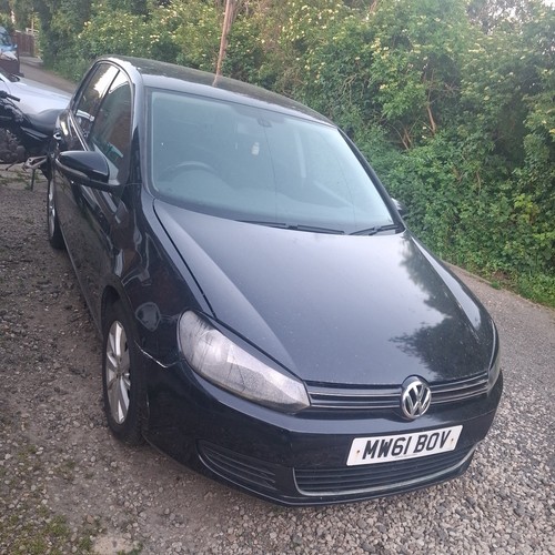 Breaking 2011 golf - breaking,