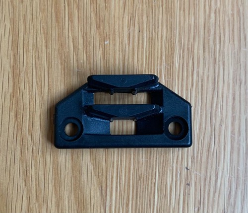 Wide polyplastic window - ,