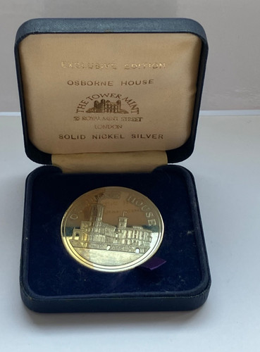 Osborne house medal - medal, solid