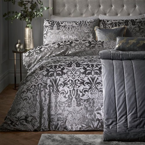 Laurence llewelyn bowen - llewelyn-bowen,