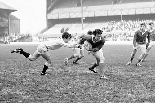 Wales phil bennett tackled - phil, is